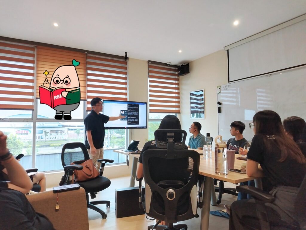 Want to Go Viral? These JB Social Media Experts Hold the Key to Success!