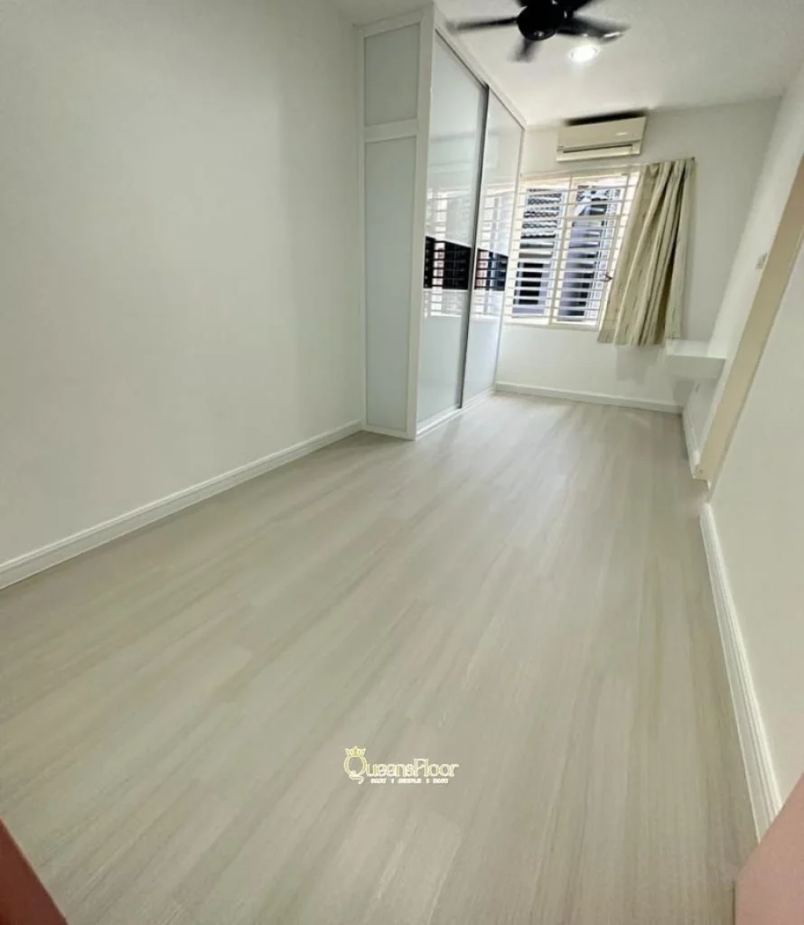 QueensFloor vs JENFloor